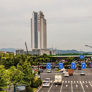 Yiwu Baide Theme Hotel Exterior photo